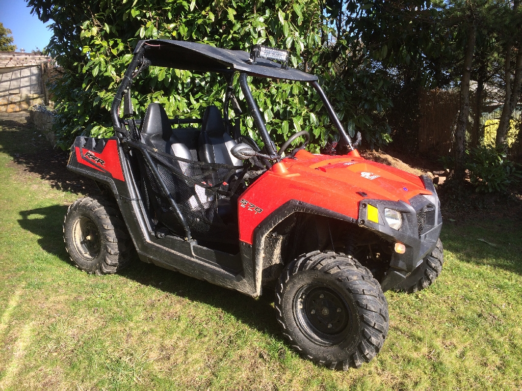 POLARIS RZR 570 Rouge 2016 photo 2