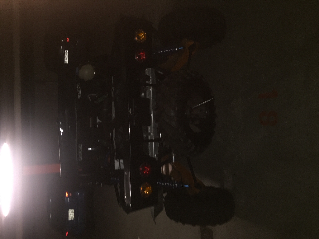 BOOXT Explorer 800  2009 photo 3