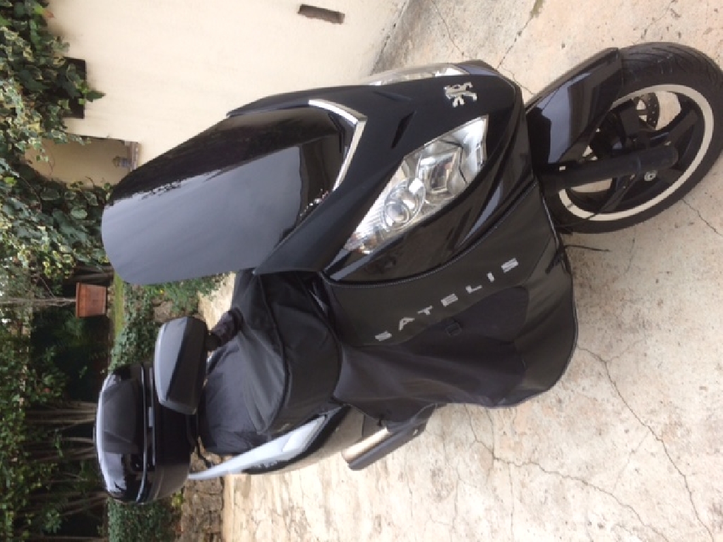 PEUGEOT Satelis 125 LAQUE 2010 photo 3