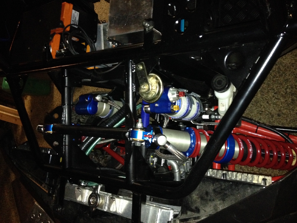 POLARIS RZR 1000 xp DAKAR F.I.A T3  2014 photo 3