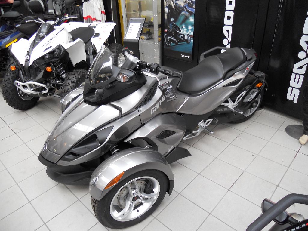 quad can am spyder occasion