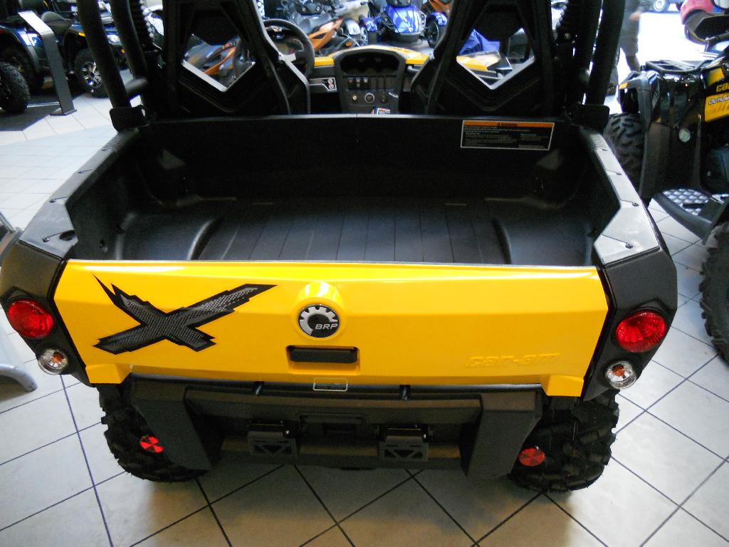 CAN-AM Commander 1000 x 2012 photo 3