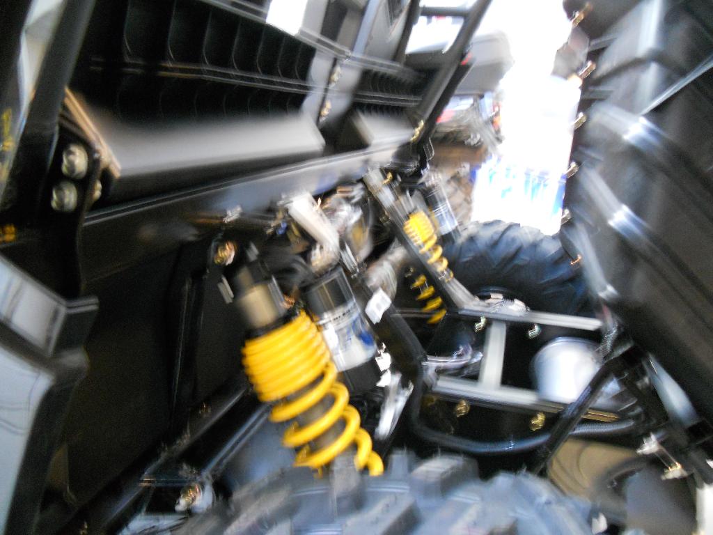 CAN-AM Commander 1000 x 2012 photo 4