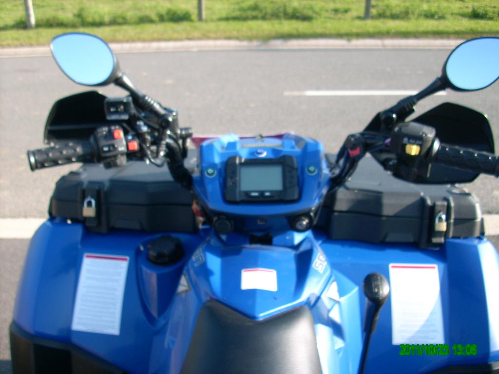 POLARIS Sportsman 850  2010 photo 2