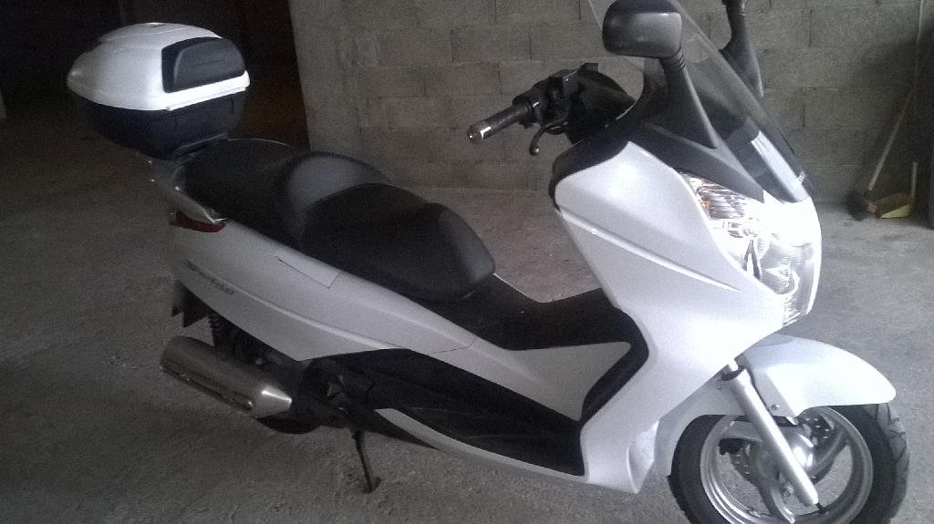 HONDA S-Wing 125  2012 photo 2