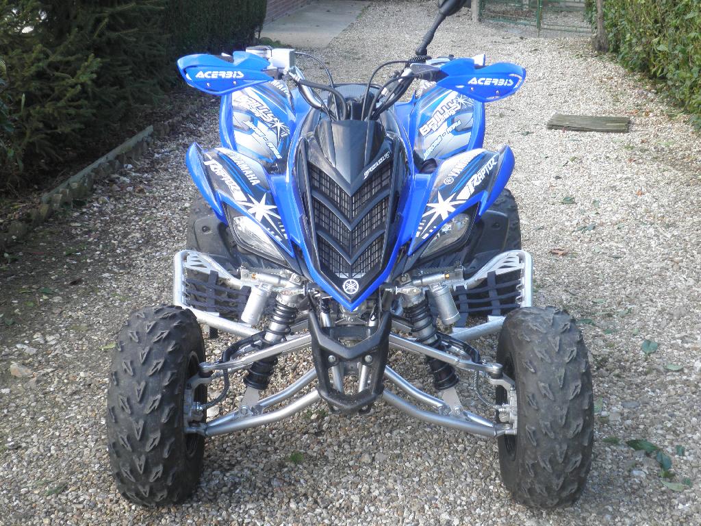 YAMAHA YFM 700 R Raptor  2010 photo 2