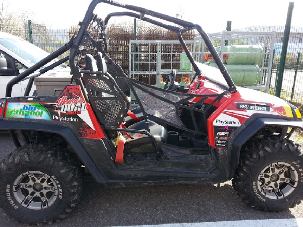 POLARIS RZR 800  2010 photo 3
