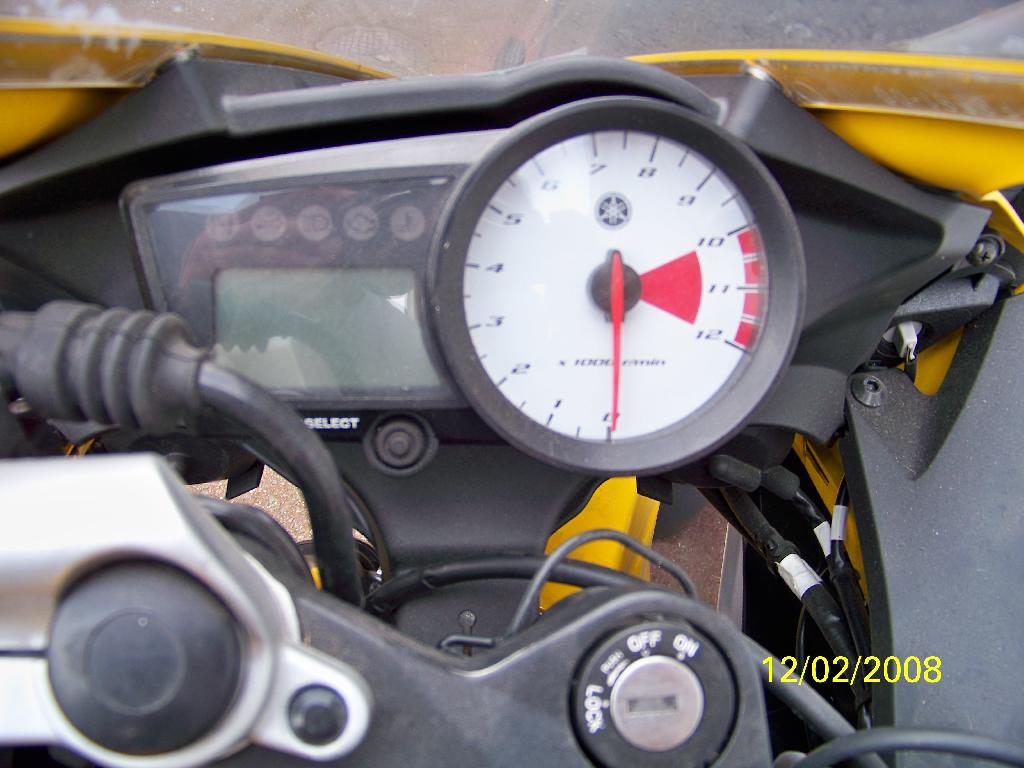 YAMAHA YZF-R125  2008 photo 2
