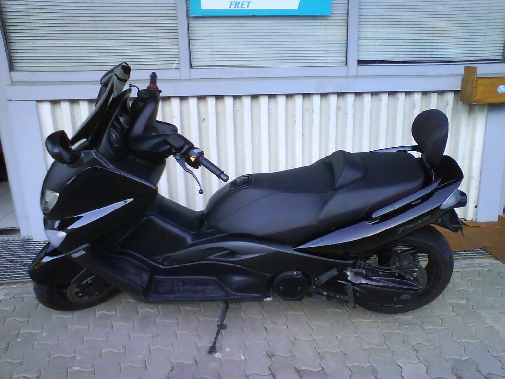 Yamaha TMAX 150 С пассажиром
