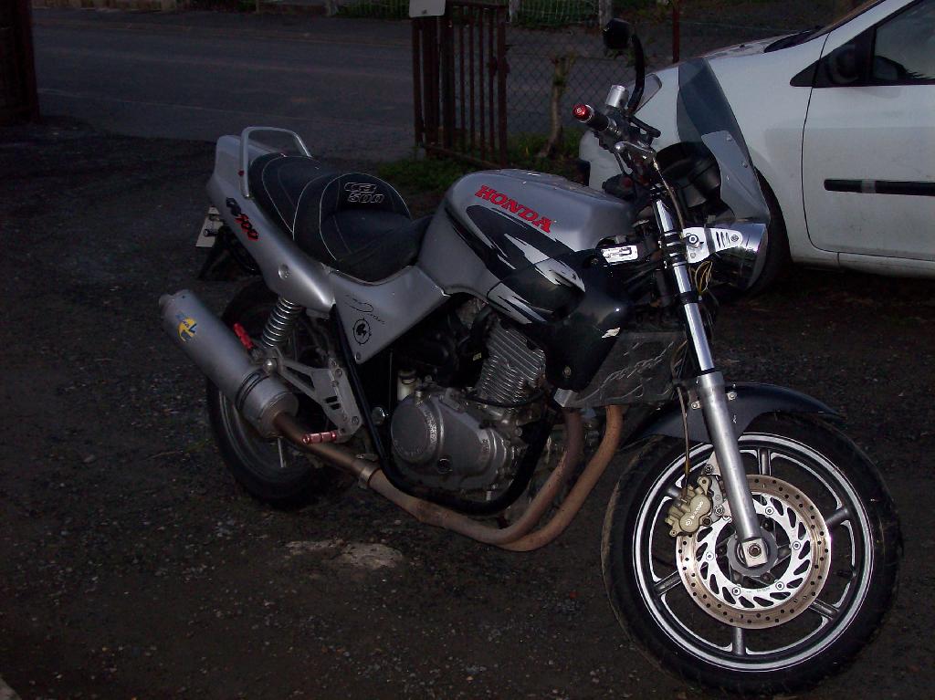 HONDA CB 500  1998 photo 3