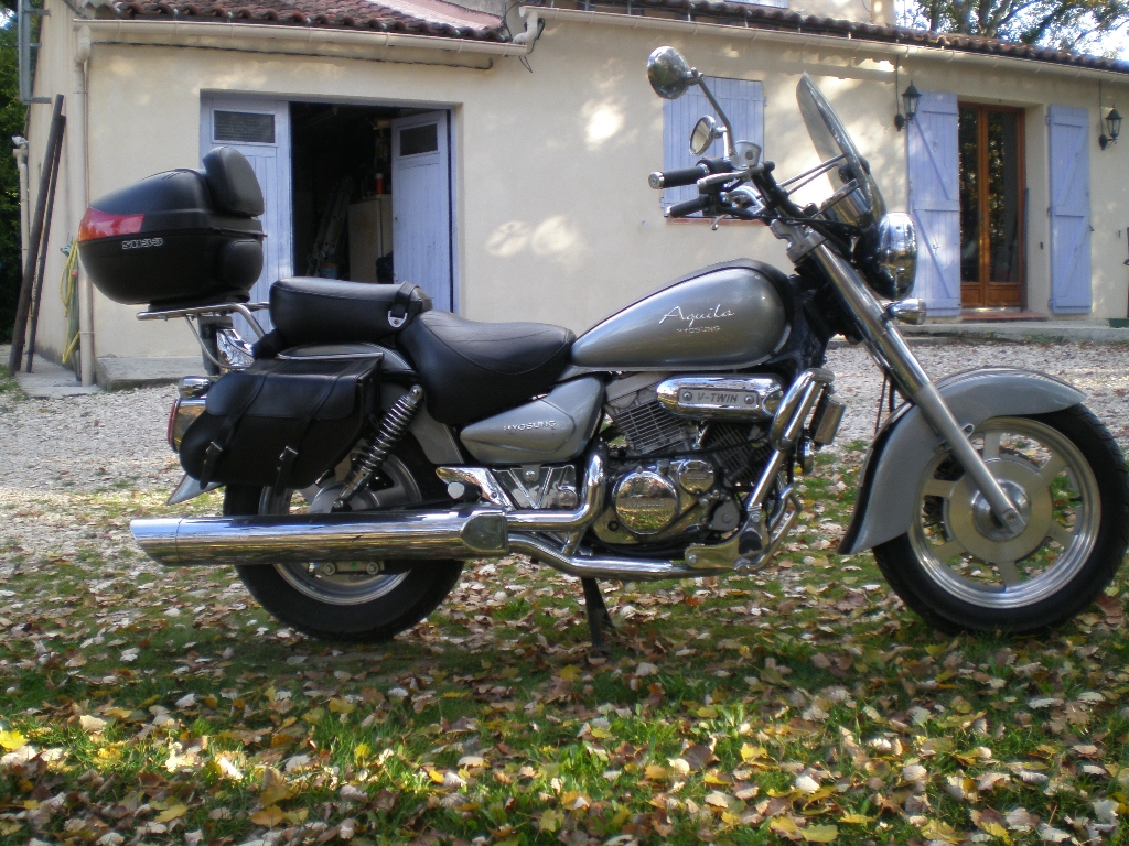 HYOSUNG Aquila 125  2008 photo 2