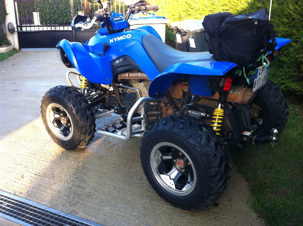 KYMCO Maxxer 400  2010 photo 2