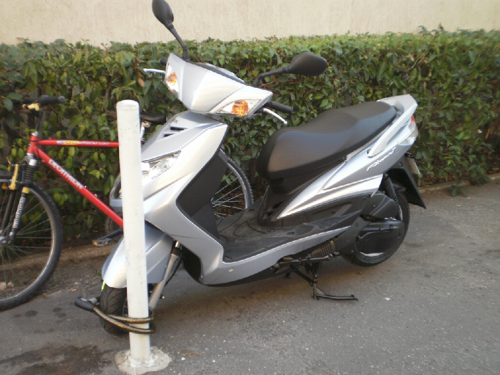 MBK Flame 125  2009 photo 2