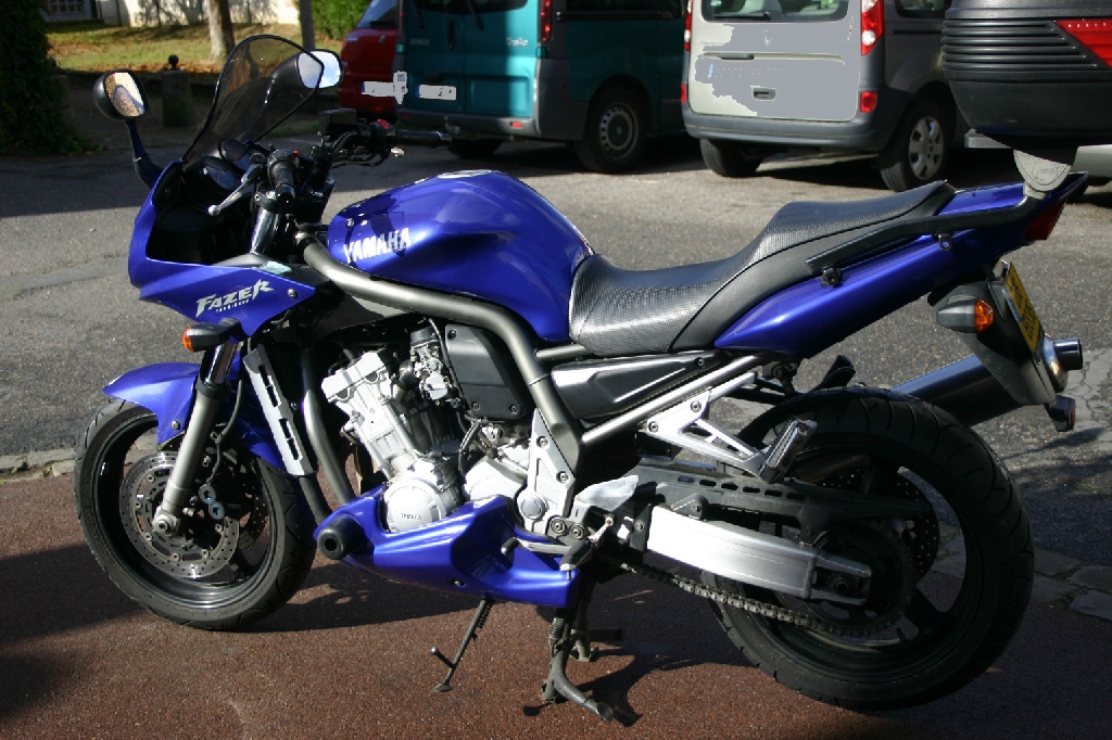 YAMAHA FZ1 S Fazer 1000  2002 photo 3