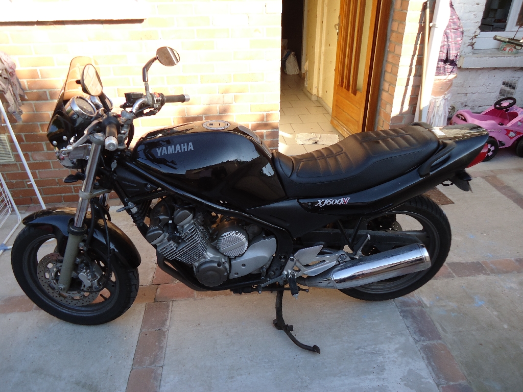 YAMAHA XJ6 N 600  2002 photo 2