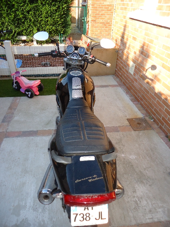 YAMAHA XJ6 N 600  2002 photo 3