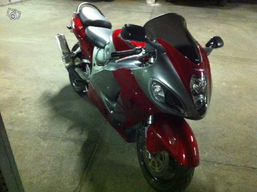 SUZUKI GSX-R 1300 Hayabusa  2003 photo 2