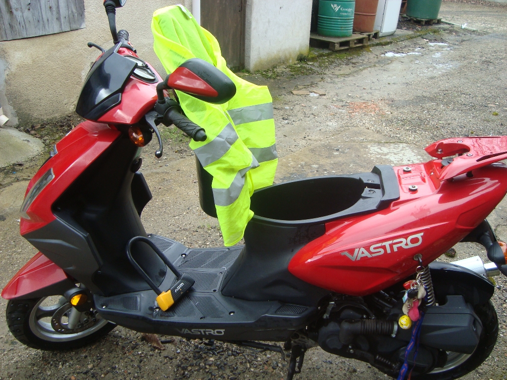 VASTRO AS 50  2010 photo 2