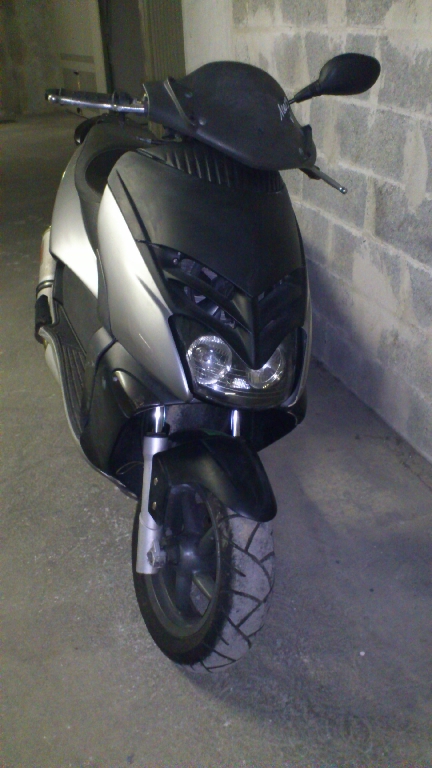 APRILIA Leonardo 250 ST  2002 photo 2
