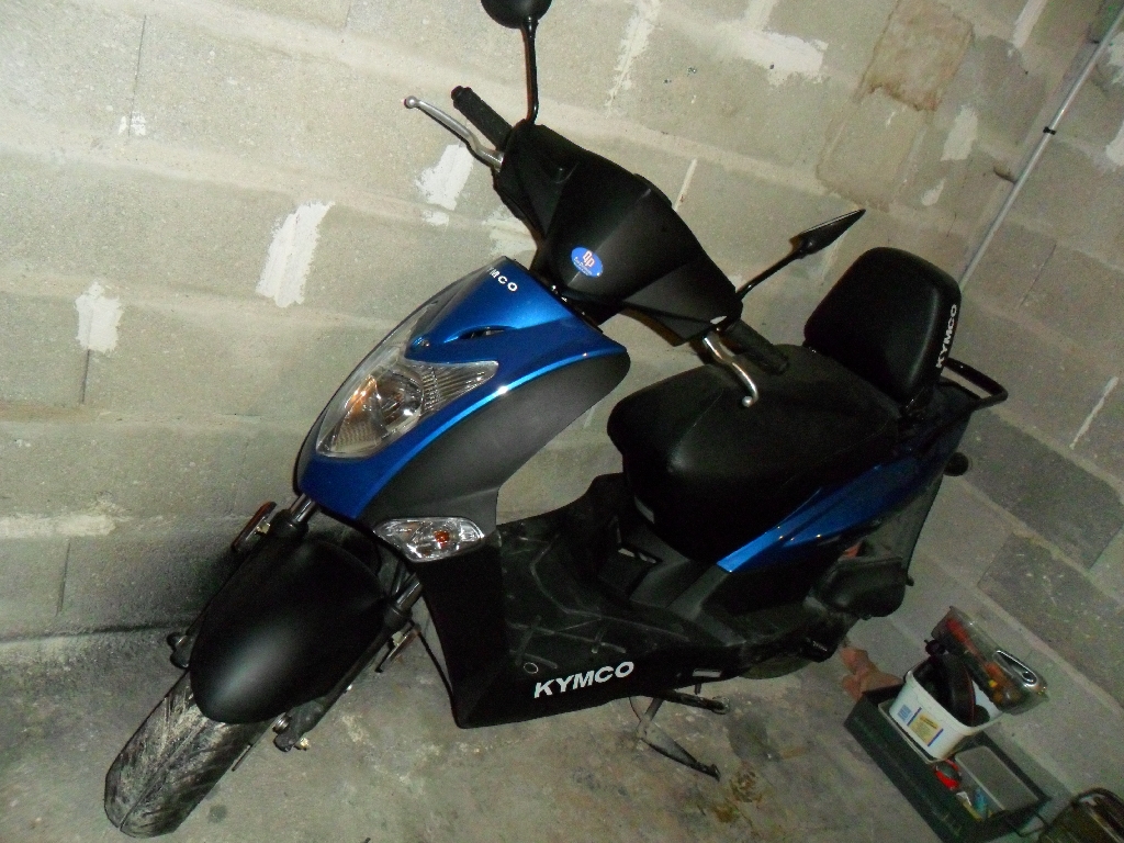 KYMCO Agility 50  2009 photo 3