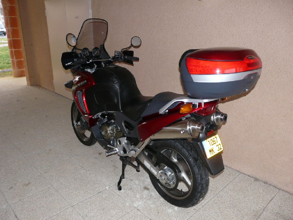 HONDA XL 1000 Varadero  2002 photo 2