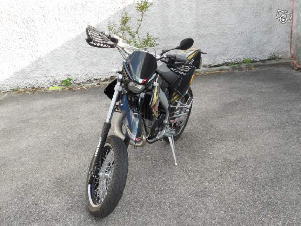 HM HONDA 50 CRE DERAPAGE 2011 photo 2