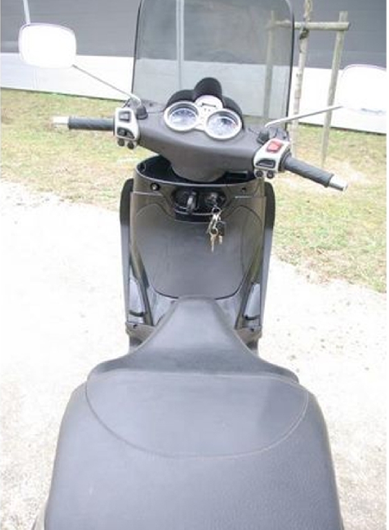 PIAGGIO Beverly 125  2006 photo 2