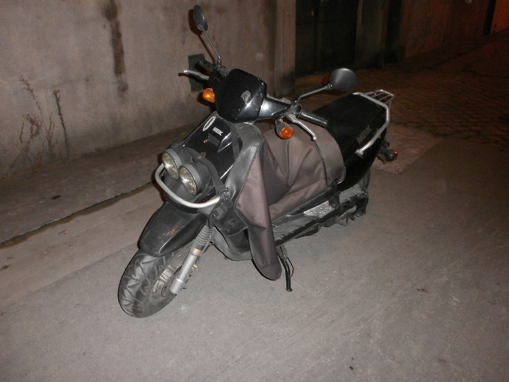 MBK Booster 100  2000 photo 2