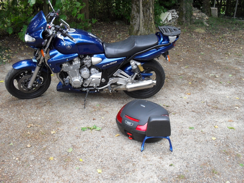 Yamaha XJR 1300 РЎ РїРёР»РѕС‚РѕРј