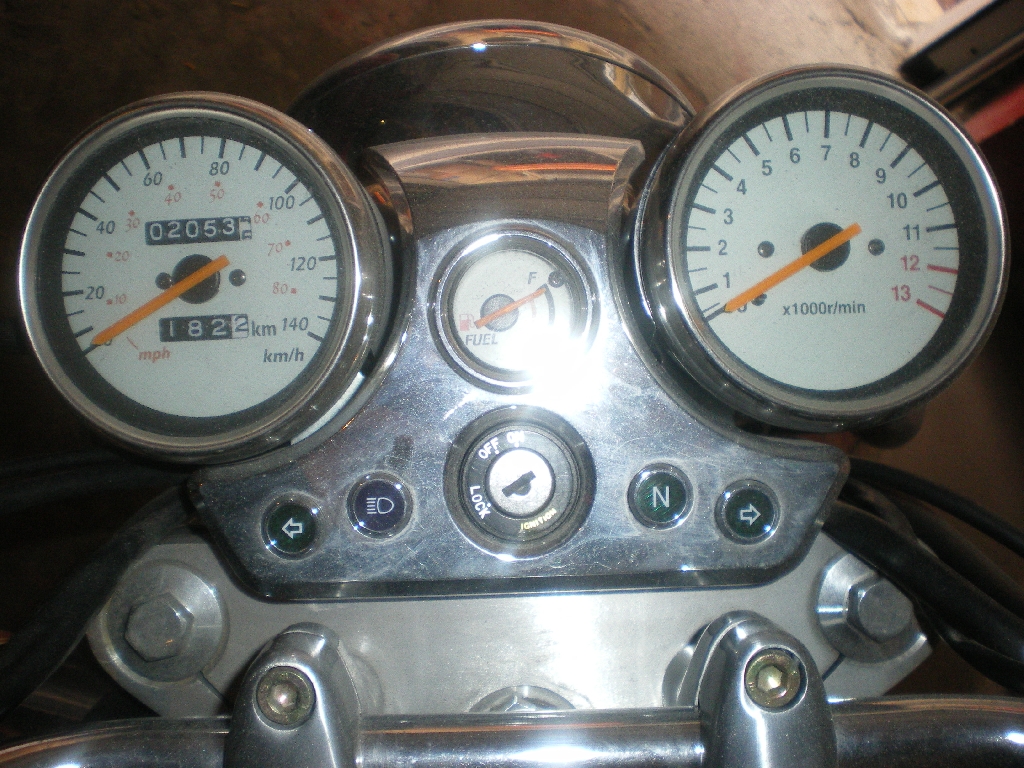 HYOSUNG GV 125  2007 photo 3