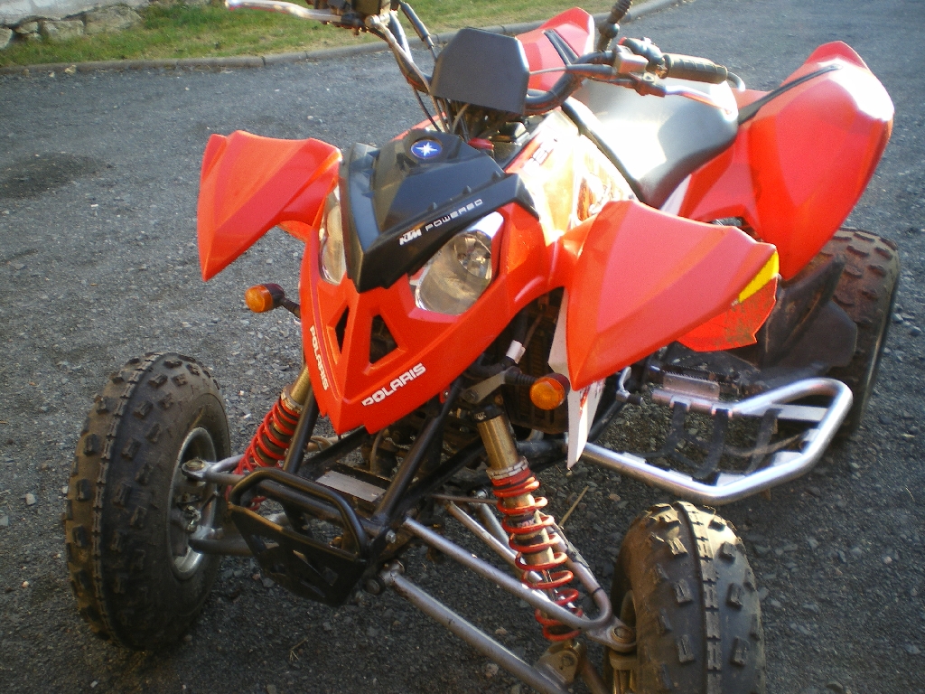 quad polaris vosges