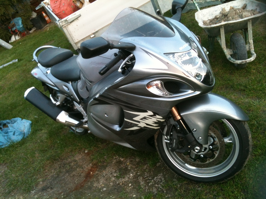 SUZUKI GSX-R 1300 Hayabusa  2010 photo 3