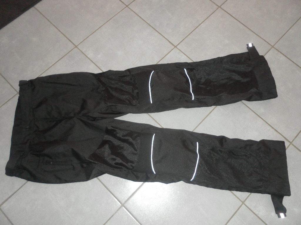 Equipements route Veste et blouson occasion : blouson casque pantalon et bottes photo 2