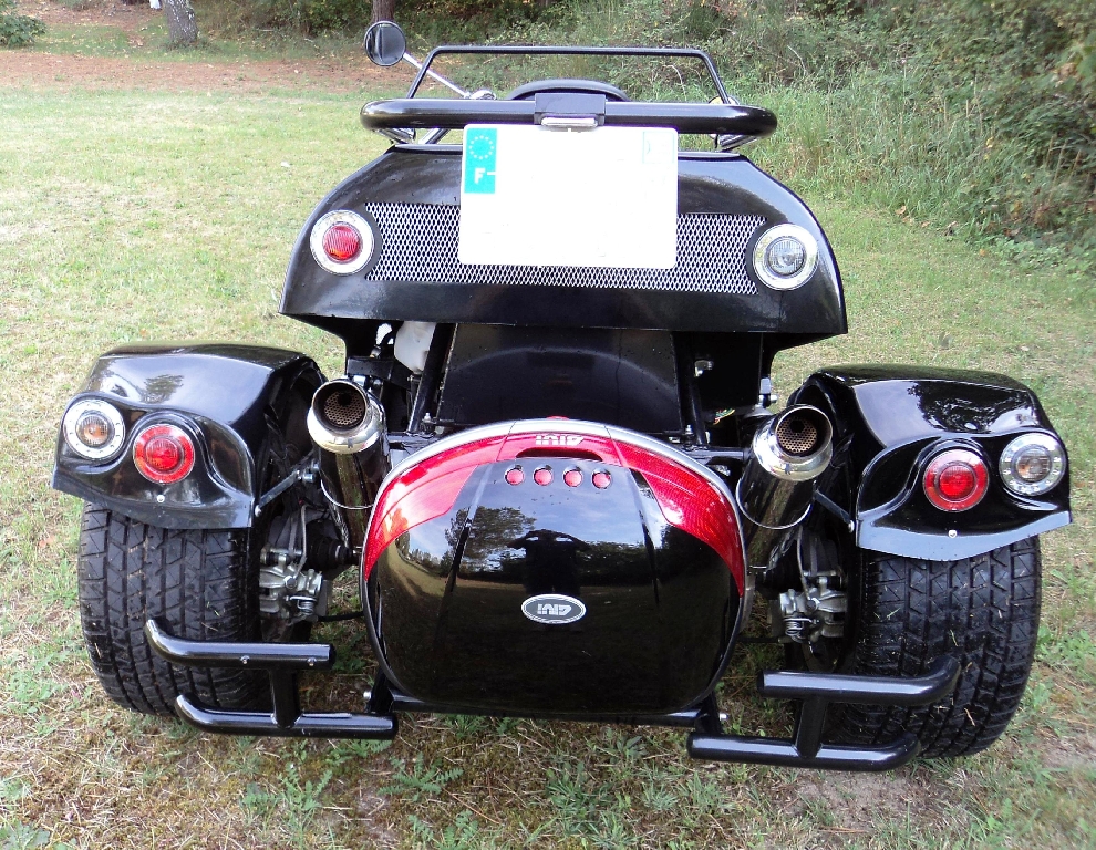 BOOM V2 850 AUTOMATIQUE 2010 photo 2