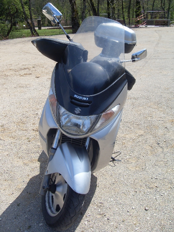 SUZUKI Burgman 400  2001 photo 2