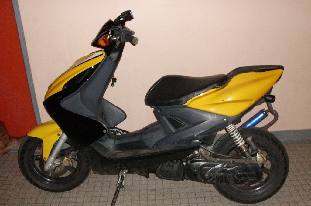 YAMAHA Aerox 50  2007 photo 2