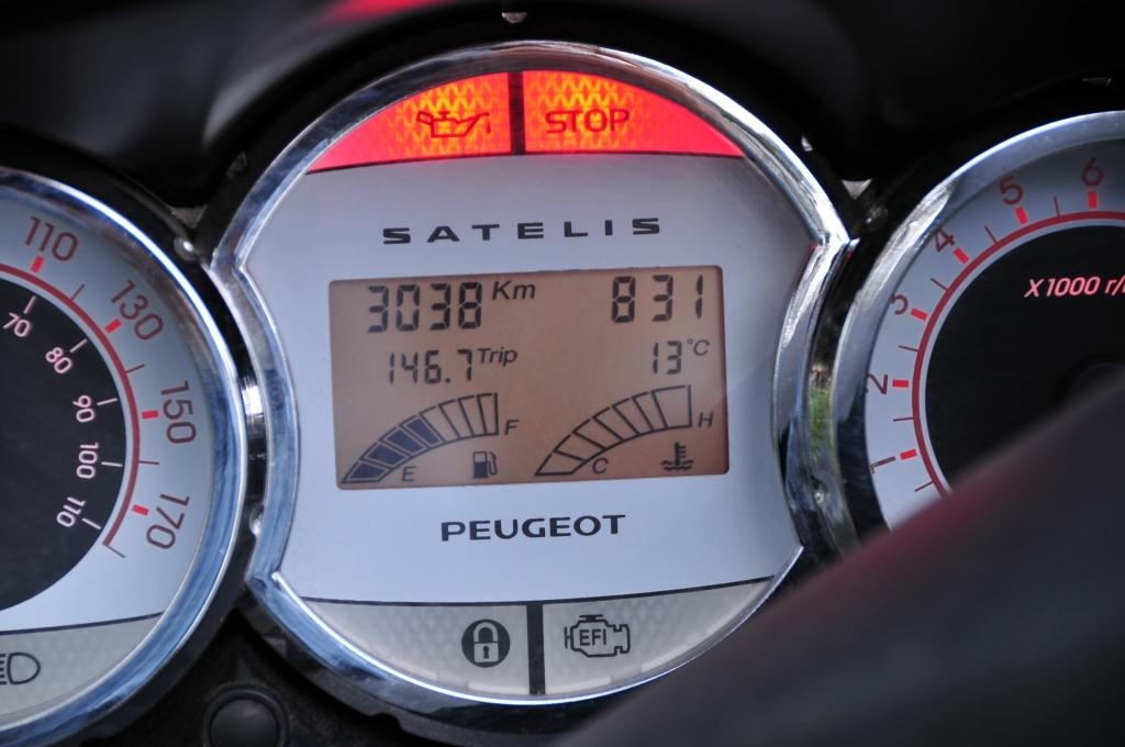 PEUGEOT Satelis 400  2008 photo 3