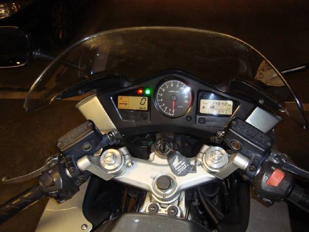 HONDA VFR 800  2003 photo 3