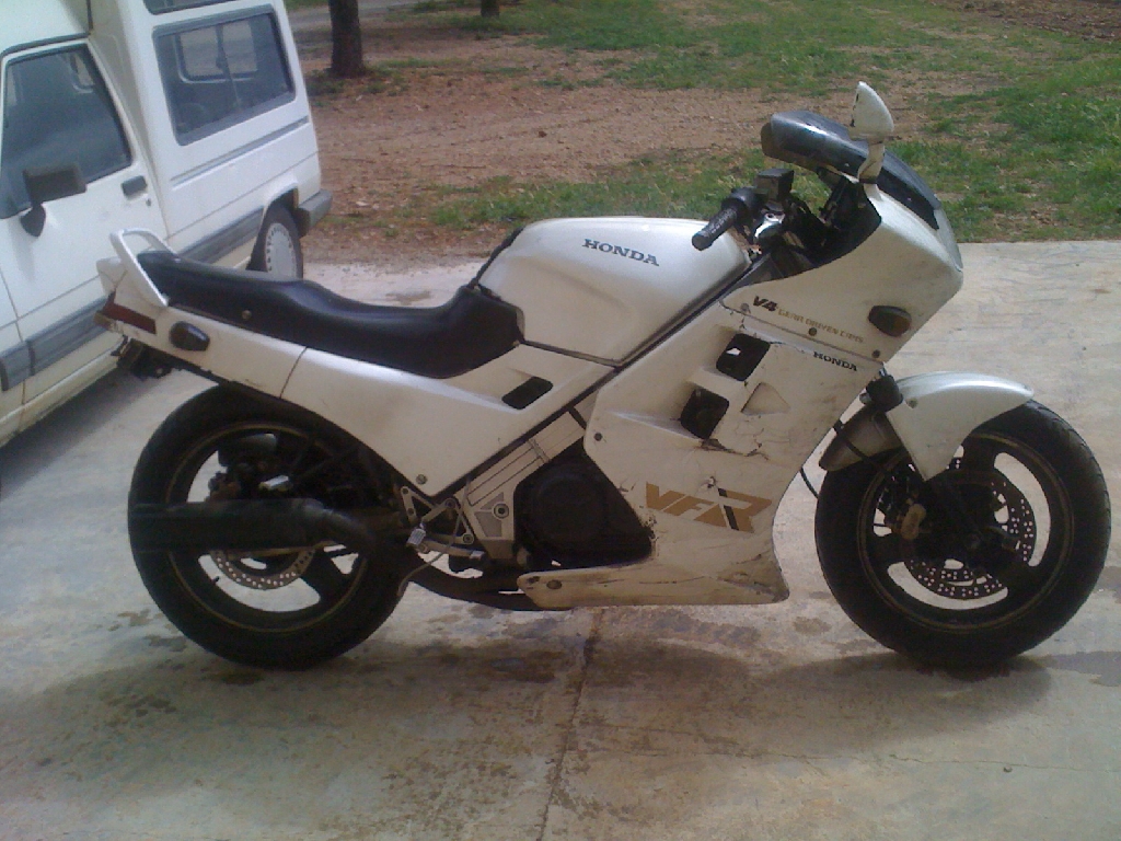 Honda vfr750 test 1988