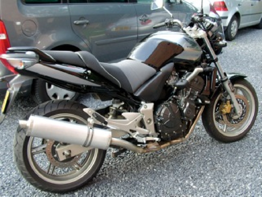 HONDA CBF 600 NAKED 2006 photo 3