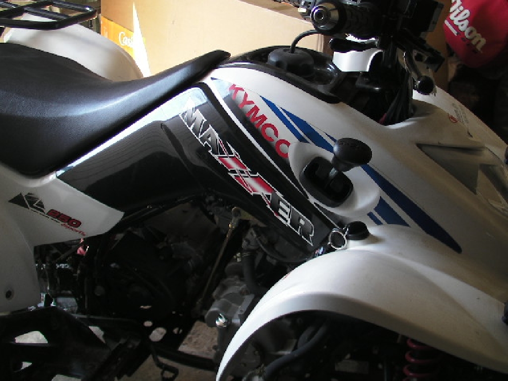 KYMCO Maxxer 250  2009 photo 2