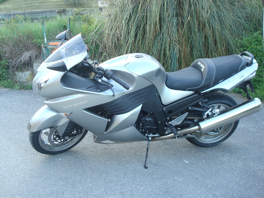 kawasaki zzr 1400 2009