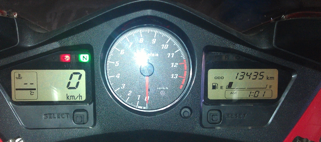 HONDA VFR 800  V-TEC 2005 photo 3