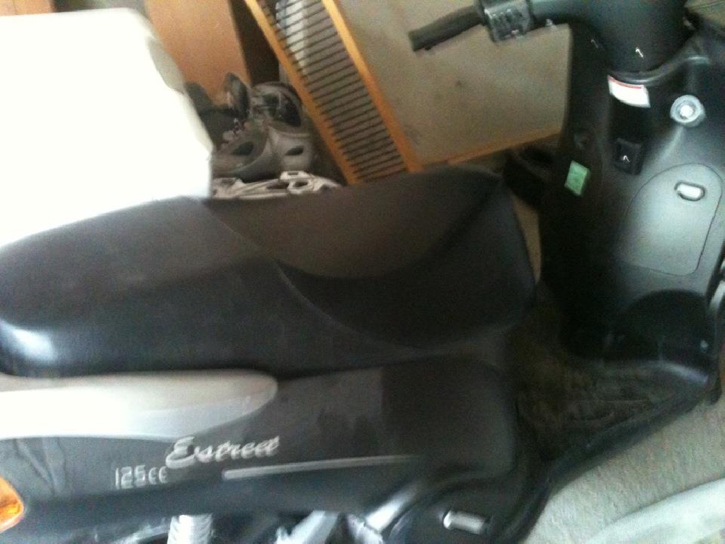 HOOPER E-Street 125  2008 photo 2