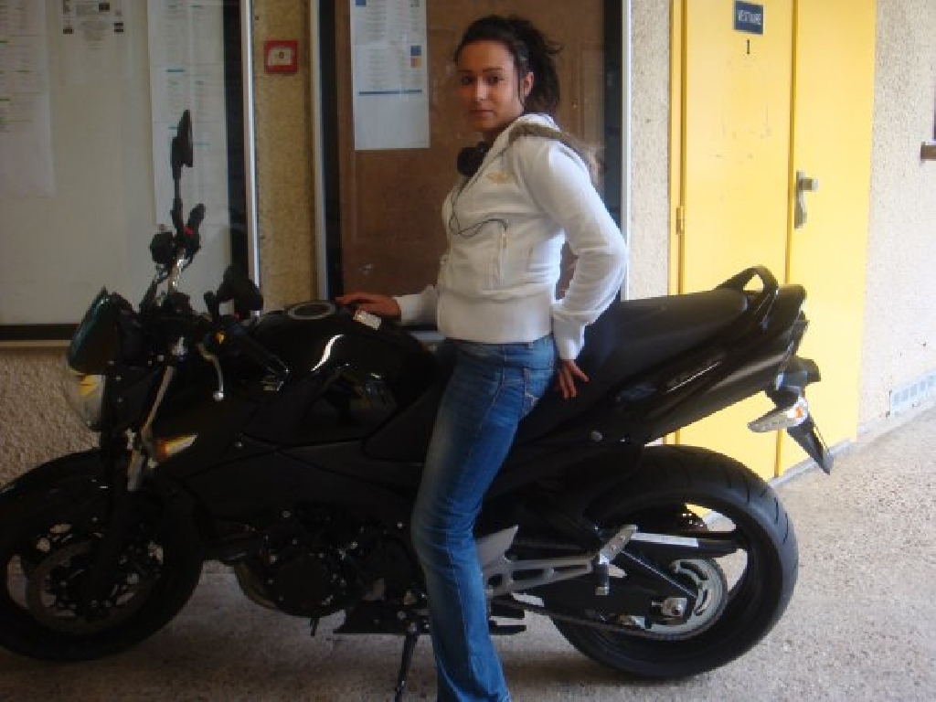 SUZUKI GSR 600  2009 photo 3