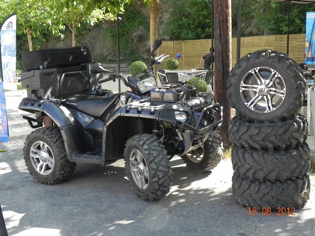 quad polaris 850 touring occasion