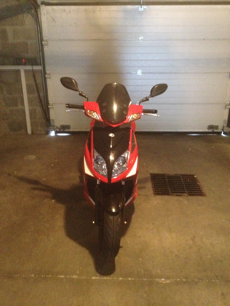 KYMCO Super 8 50  2011 photo 3