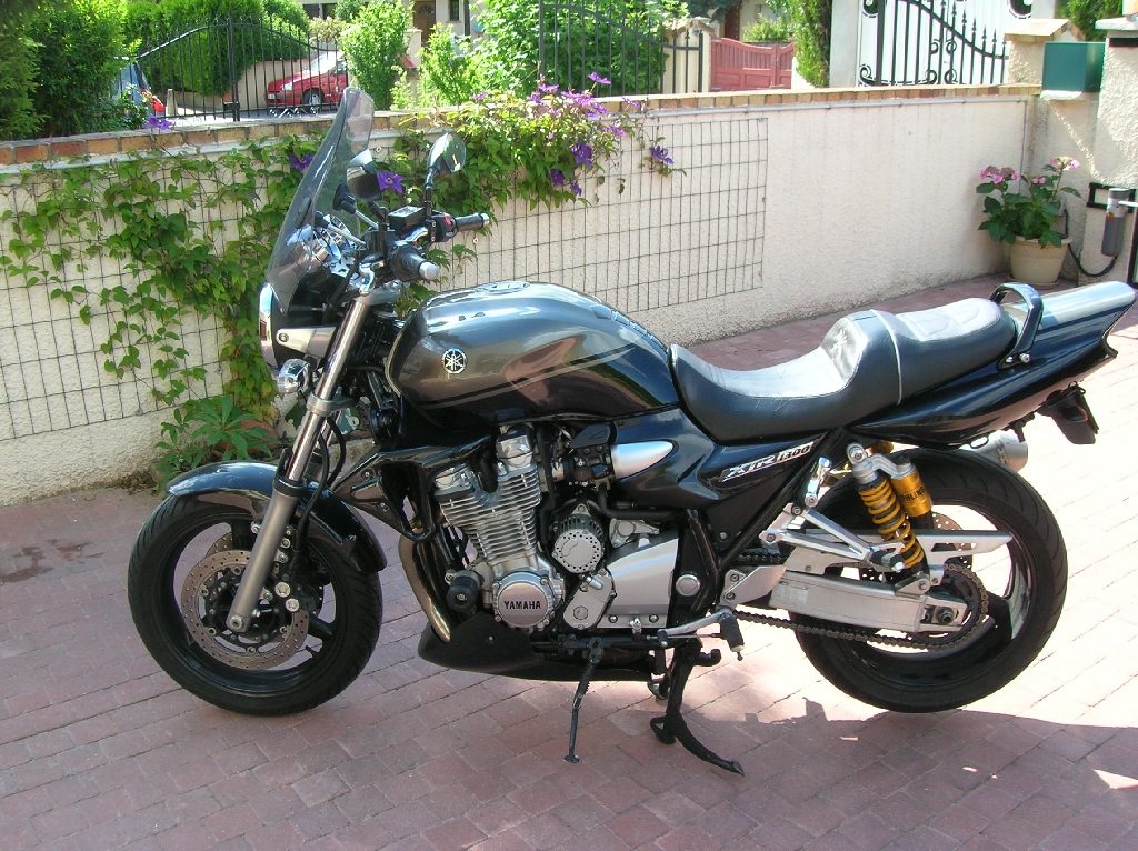 YAMAHA XJR 1300  2009 photo 2