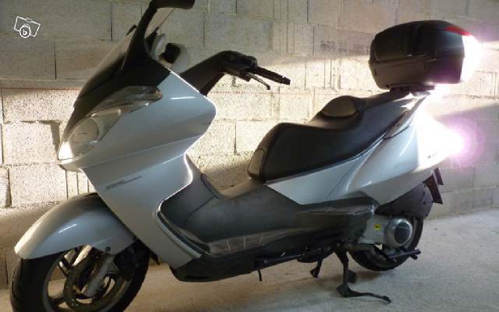 APRILIA Atlantic 125  2006 photo 2