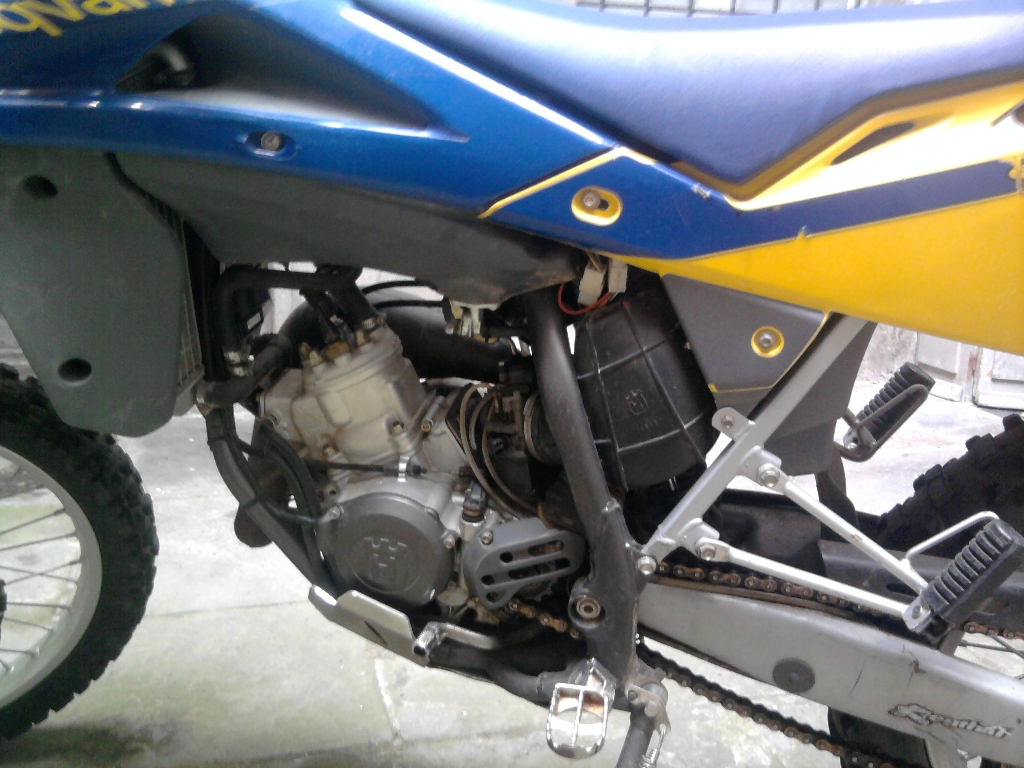 HUSQVARNA Enduro 125  2007 photo 2